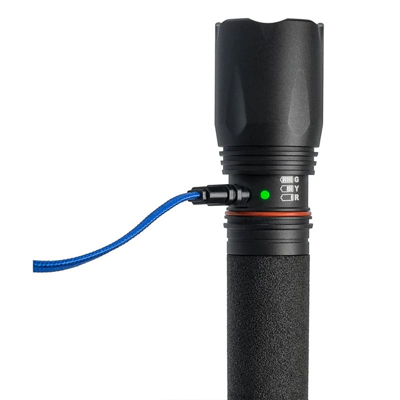 ASP Triad-C Flashlight - 1000 Lumens - Click for larger image ASP Triad-C Flashlight - 1000 Lumens