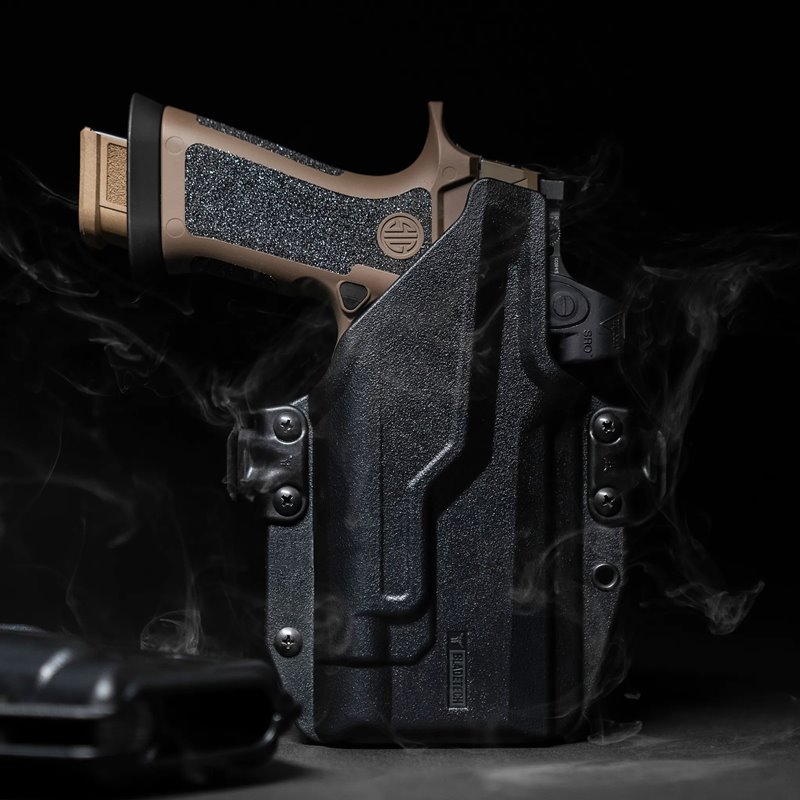 Blade-Tech Total Eclipse 2.0 Holster - With Weapon Light - Click for larger image Blade-Tech Total Eclipse 2.0 Holster - With Weapon Light